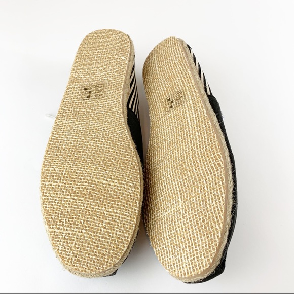 NWOT TOMS black  stripe rope sole slip ons - Picture 4 of 5